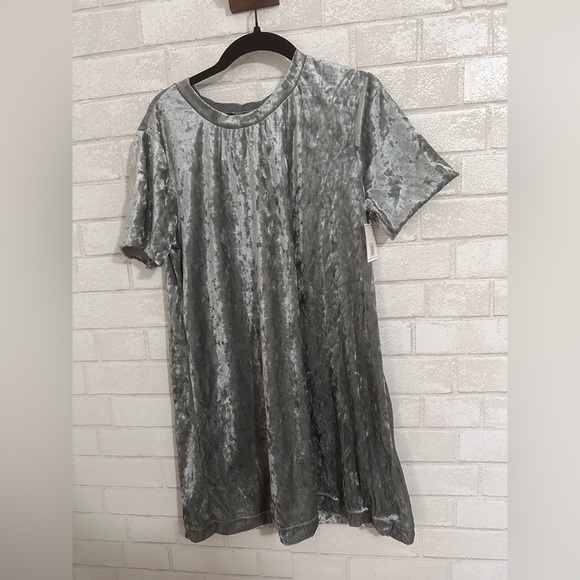 Crushed Velvet Gray Dress – Medium, Chic & Stretchy#0278 - Picture 6 of 8